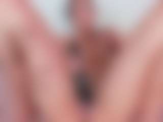 Live cam show with Emily-Parrker - Ass Clapping on PervPlay.com