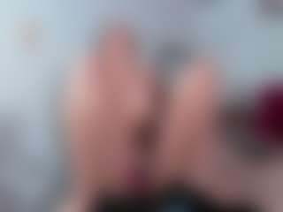 Emily-Parrker's Live Sex Cam Show