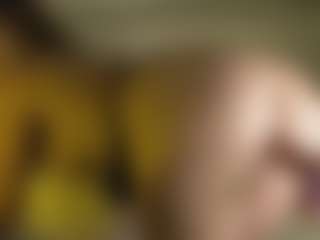 Live cam show with AnnyBangs - Fingering on Dolls Live