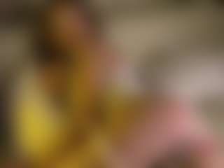 Live cam show with AnnyBangs - Double Penetration on CamwithHer