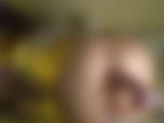 AnnyBangs's Live Sex Cam Show