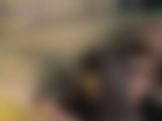 Live cam show with AnnyBangs - Muscle on livesuperchat.net