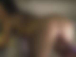 AnnyBangs's Live Sex Cam Show