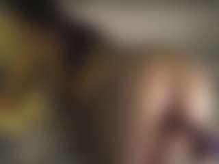 AnnyBangs's Live Sex Cam Show