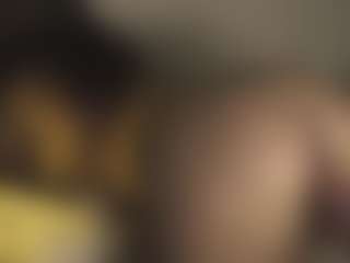 Live cam show with AnnyBangs - Petite on TeamSkeetLive