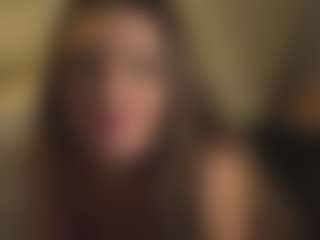 AnnyBangs's Live Sex Cam Show