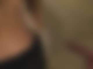 AnnyBangs's Live Sex Cam Show