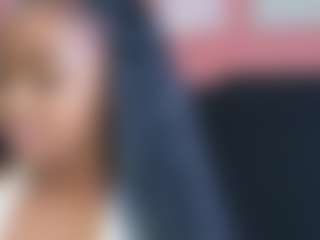 Live cam show with LILISANTOS - Granny on crypto-cams