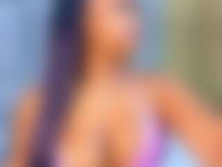 Live cam show with LILISANTOS - Middle Aged on Uber Horny