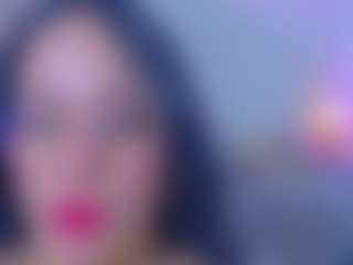 MEGAN-DIAMOND MILF webcam performer live streaming