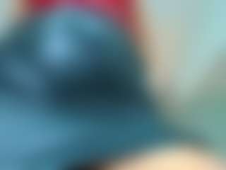 Live cam show with MEGAN-DIAMOND - Skinny on Camsoda