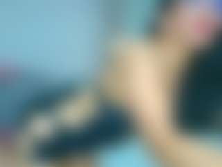 Live cam show with MEGAN-DIAMOND - Middle Aged on Camsoda