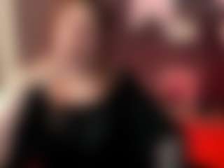 Live cam show with SophiePure - Average on Camsoda
