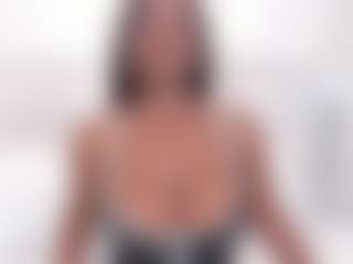 Live cam show with 1m-nahomi - Petite on SpunkLive