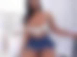 Live cam show with 1m-nahomi - Ebony on TeamSkeetLive | colombia