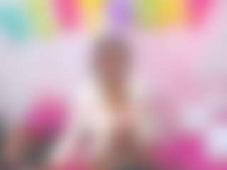 Live cam show with Sarah Parker - Normal on Cam Slut