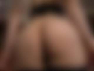 Live cam show with Katesdesire - Bedroom on Camsoda