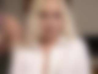 Live cam show with Katesdesire - HD on TottyGirls