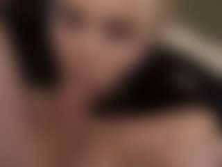 Live cam show with Katesdesire - Average on Streamer API