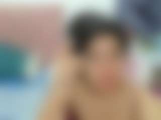 Live cam show with miley777 - Fingering on madthumbs