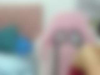 Live cam show with miley777 - Thin on CamwithHer