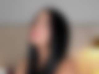 Live cam show with Susi - Deepthroat on Free Soda