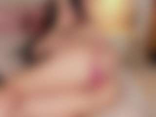 Live cam show with Susi - Deepthroat on CamClone