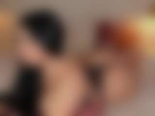 Live cam show with Susi - Fingers on TeamSkeetLive