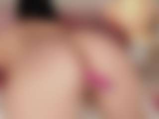 Live cam show with Susi - BBW Dildo on CamSodaAdn