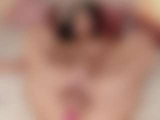 Live cam show with Susi - Tease Big Tits on CamSextacy