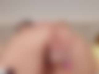 Live cam show with Susi - Ass Clapping on Camsoda