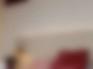 Live cam show with Susi - Striptease Latina on Milfs Live | colombia