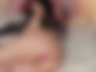 Live cam show with Susi - Fingers on CamClone