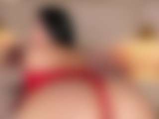 Live cam show with Susi - Curvy Teen (18+) on Stripli.com