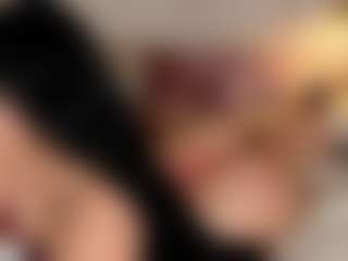 Live cam show with Susi - Fingering on Uber Horny