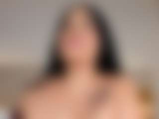 Live cam show with Susi - Big Ass on dropp.cam
