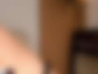 Live cam show with Susi - Fingers on Streamer API