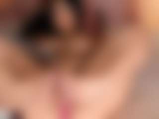 Live cam show with Susi - Public on Camsoda