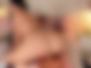 Live cam show with Susi - Squirt Teen (18+) on Mixed Magazine Live