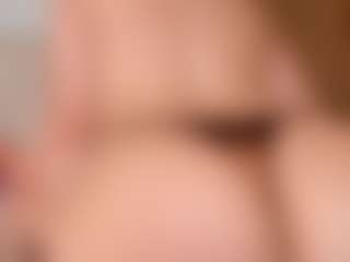 Live cam show with Susi - Flashing on Streamer API