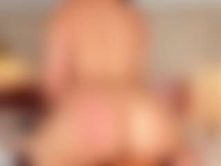 Live cam show with Susi - Big Ass on Camsoda