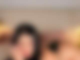 Live cam show with Susi - Fingering on CamSodaAdn