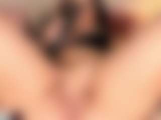 Live cam show with Susi - Fingering on thefappeningchat.com