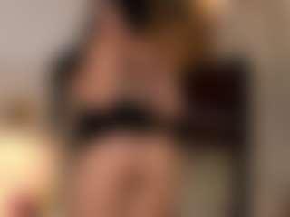 Live cam show with Susi - BBW on hotwifechat.live