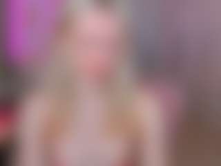 Live cam show with AliChery - Granny on CamwithHer