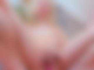 Live cam show with AliChery - Granny on Hubzter Live
