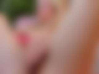 Live cam show with AliChery - Striptease on Camsoda