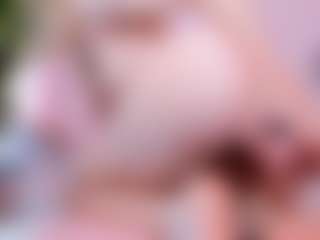 Live cam show with AliChery - Striptease Granny on TeamSkeetLive
