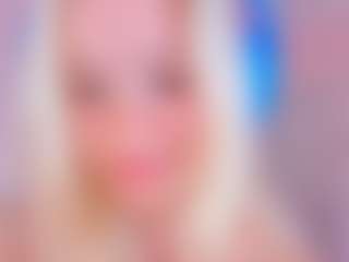 Live cam show with AliChery - Striptease Granny on Gym Cam Girls