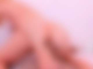 Live cam show with AliChery - Lesbian on AdultVida.com